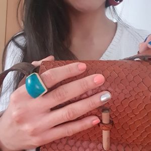 5 accesorios básicos para un fondo de armario perfecto